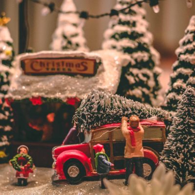 12 Christmas Traditions That Will Make Every Year Pure Magic